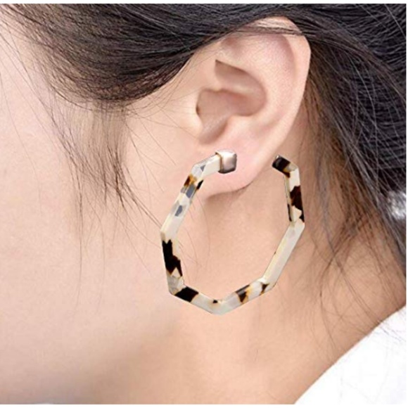 Hypoallergenic Acrylic Hex "Eryn" arrings - Picture 5 of 6